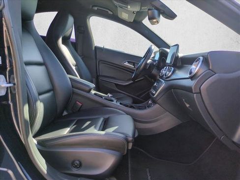 Used 2018 Mercedes-Benz CLA 250 image 20