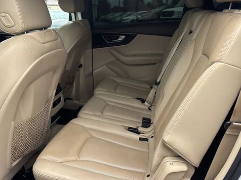 Used 2017 Audi Q7 2.0T Premium Plus w/ Premium Plus Package AWD/4WD image 25