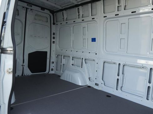 Used 2024 Mercedes-Benz Sprinter 144 Cargo image 8