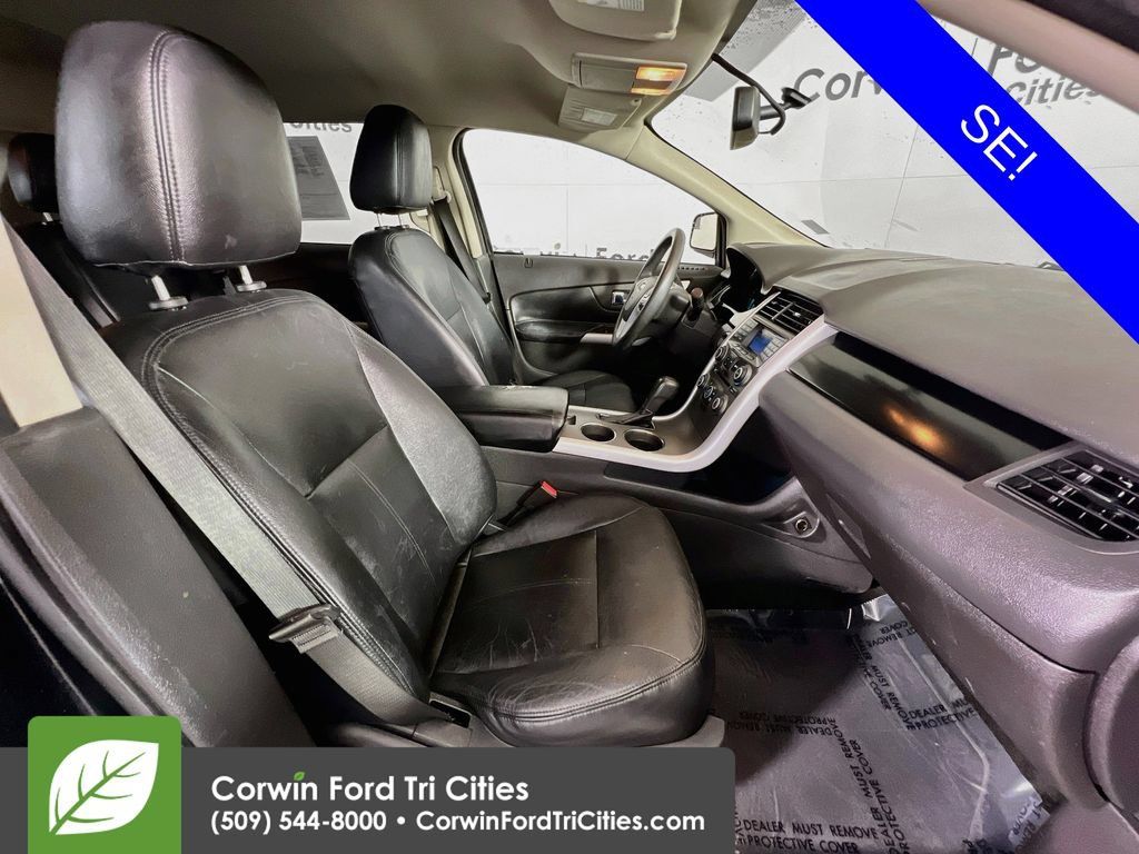 Used 2011 Ford Edge SE FWD image 17