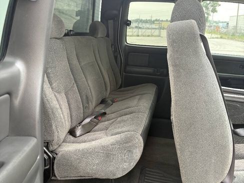 Used 2003 Chevrolet Silverado 2500 LS AWD/4WD image 8
