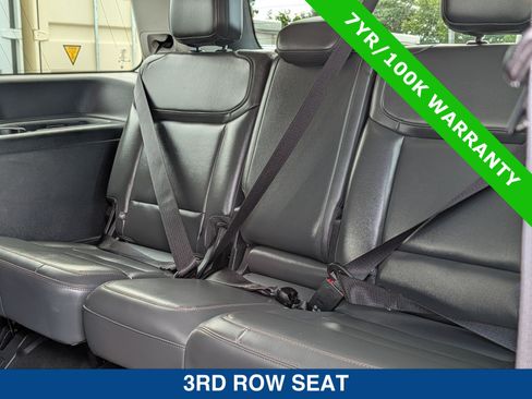 Certified 2025 Ford Expedition Active RWD image 19