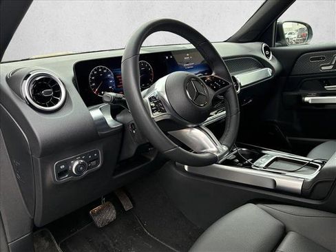Certified 2026 Mercedes-Benz GLB 250 4MATIC image 10