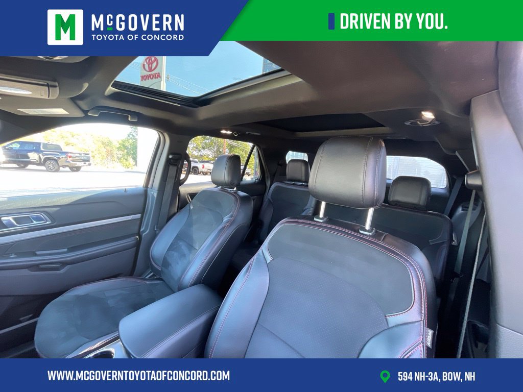 Used 2019 Ford Explorer XLT w/ Equipment Group 202A AWD/4WD image 10