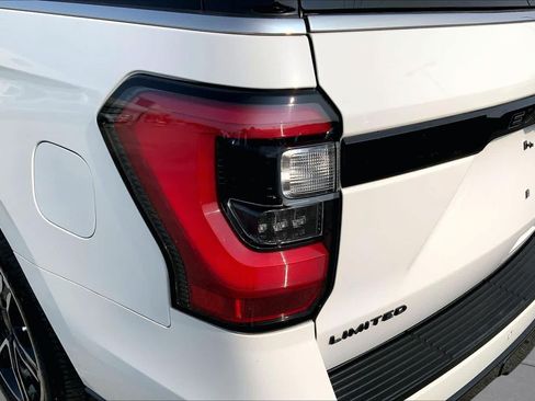 Used 2021 Ford Expedition Limited RWD image 26