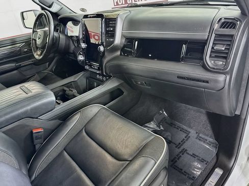 Used 2025 RAM 1500 Limited AWD/4WD image 35