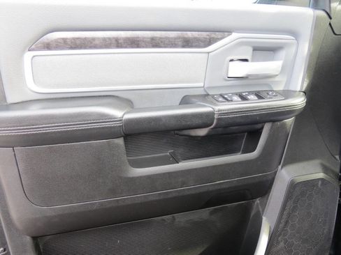 Used 2022 RAM 3500 Big Horn w/ Level A Equipment Group image 17