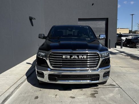 Used 2025 RAM 1500 Laramie image 9