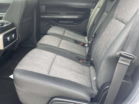 Used 2022 Ford Expedition XLT RWD image 10