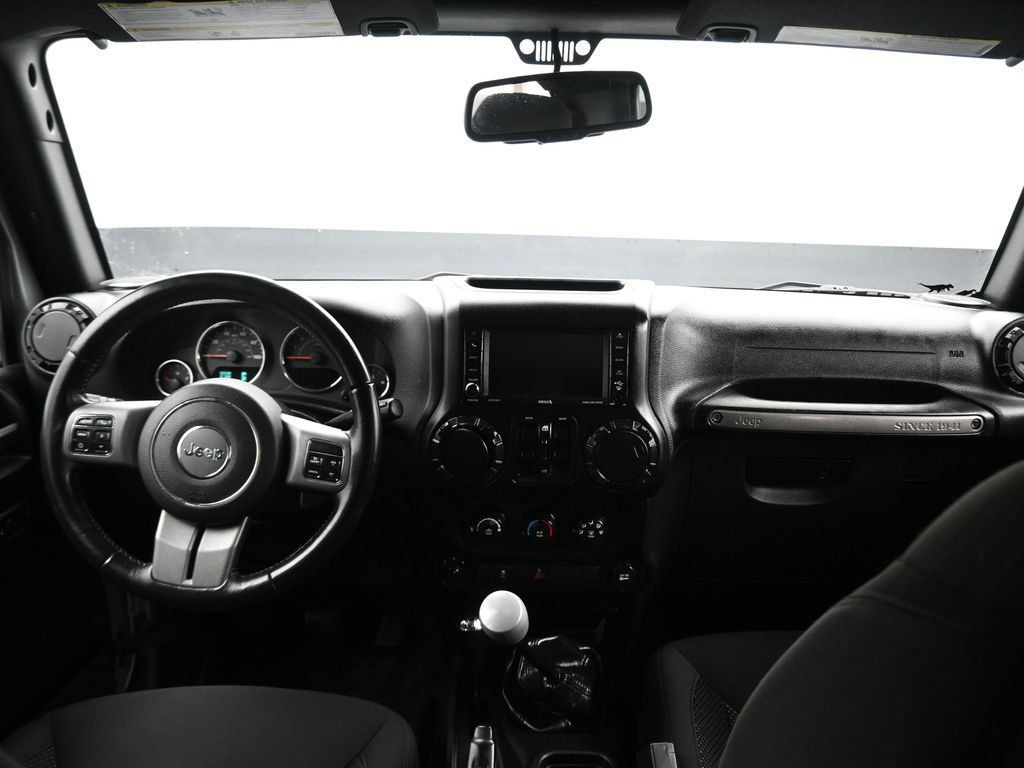 Used 2016 Jeep Wrangler Unlimited Sport AWD/4WD image 29