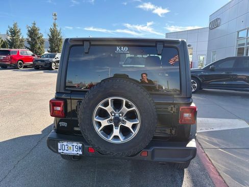 Used 2020 Jeep Wrangler Unlimited Freedom Edition image 6