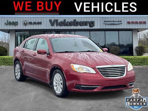 Used 2012 Chrysler 200 Touring image 1