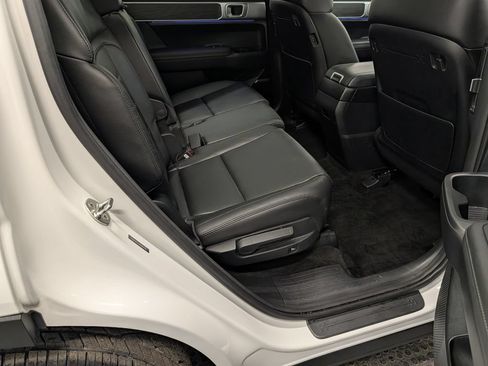 Used 2024 Hyundai Santa Fe Limited AWD/4WD image 25