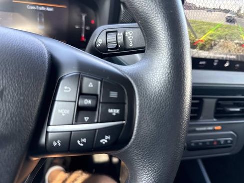 Used 2025 Ford Maverick XL w/ Equipment Group 102A image 31