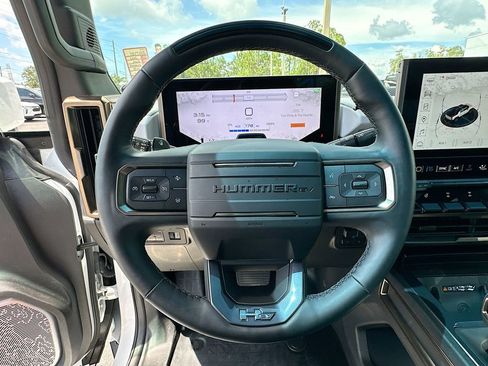 Used 2022 GMC Hummer EV Edition 1 w/ LPO, Illumination Package AWD/4WD image 11