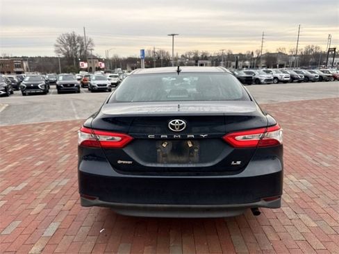 Used 2020 Toyota Camry LE image 13