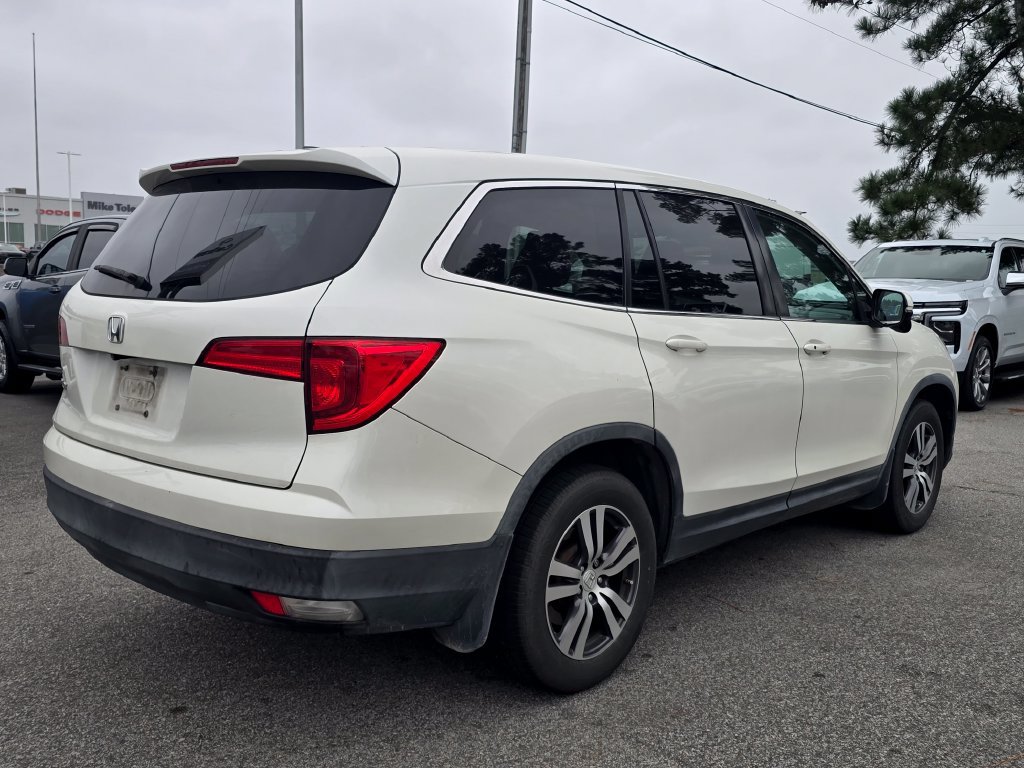 Used 2017 Honda Pilot EX-L image 3