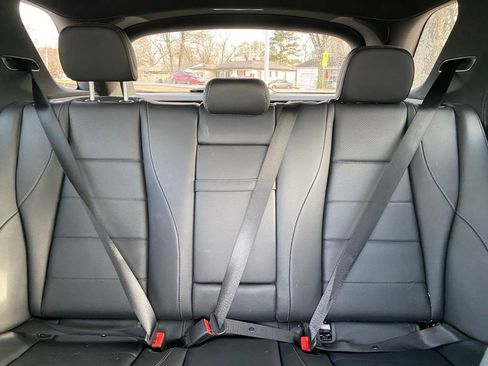 Used 2024 Mercedes-Benz GLE 450e 4MATIC image 27