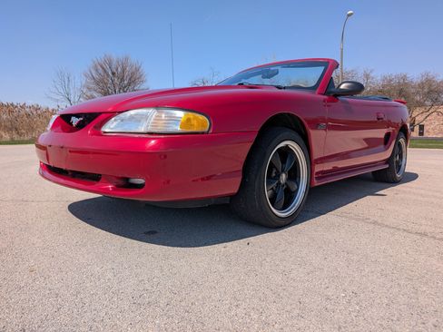 Used 1997 Ford Mustang GT image 32