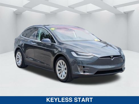 Used 2016 Tesla Model X P90D AWD/4WD image 3