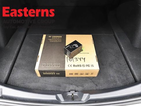 Used 2023 Tesla Model 3 Standard Range image 9