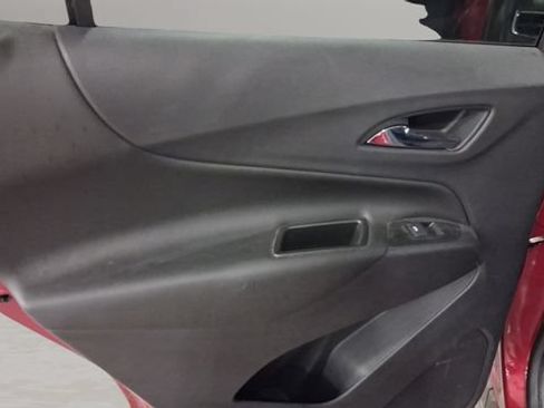 Used 2021 Chevrolet Equinox LT FWD image 20