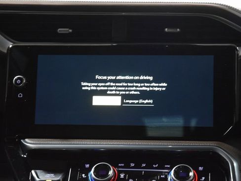 Used 2024 GMC Sierra 1500 Denali w/ Technology Package image 32