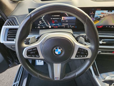 Certified 2024 BMW X7 xDrive40i w/ Executive Package image 19