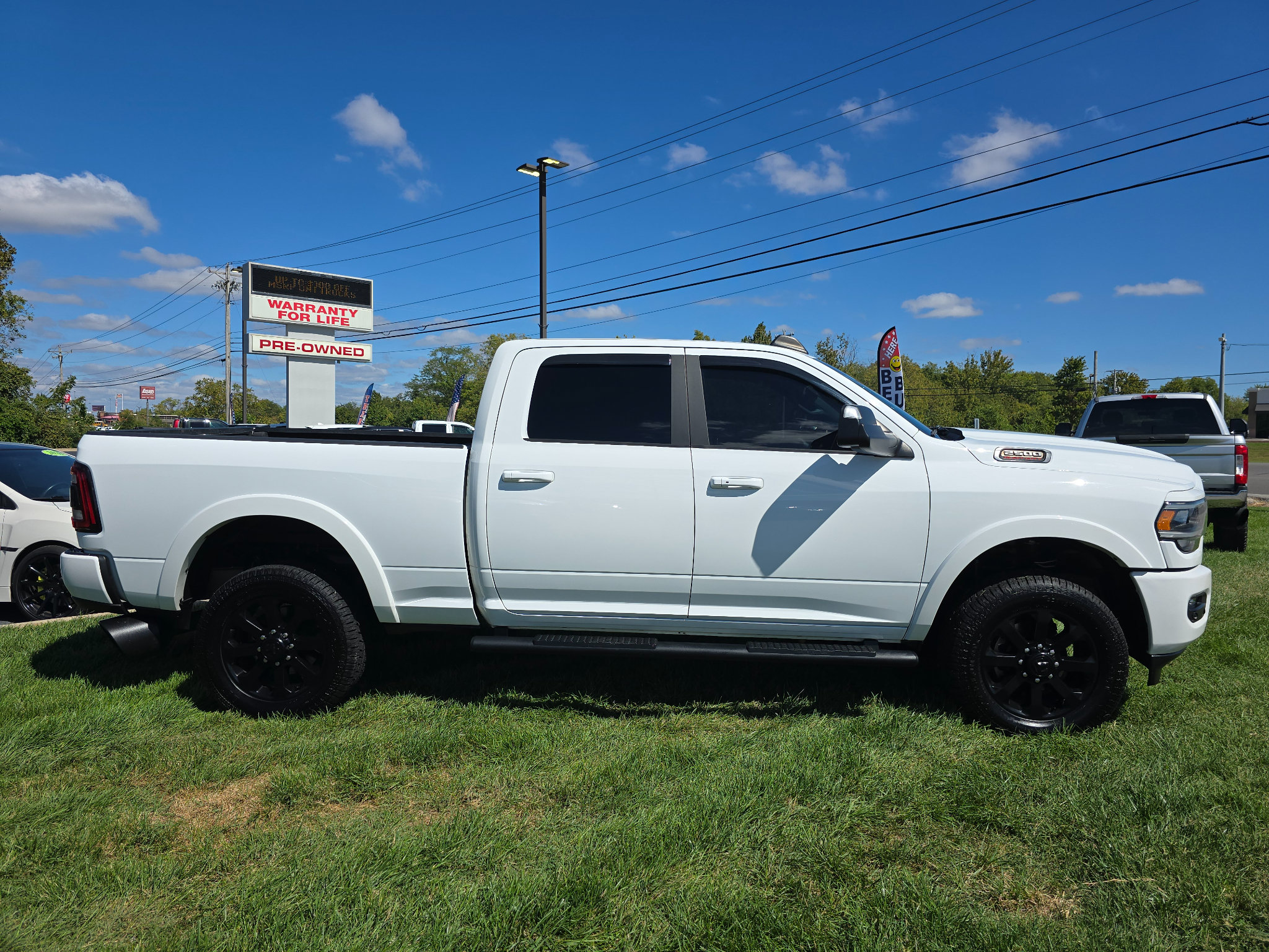 Used 2020 RAM 2500 Laramie w/ Night Edition AWD/4WD image 3