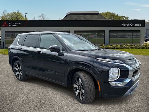 New 2026 Mitsubishi Outlander SE FWD image 7