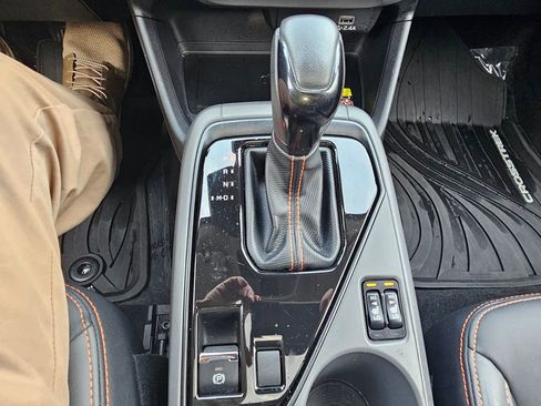 Used 2024 Subaru Crosstrek 2.5i Limited w/ Popular Package #4A image 24