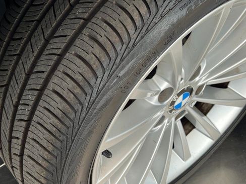 Used 2011 BMW 335i xDrive Sedan AWD/4WD image 28