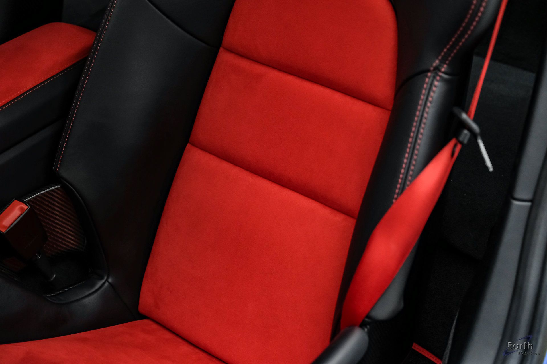 Used 2019 Porsche 911 GT2 RS RWD image 53