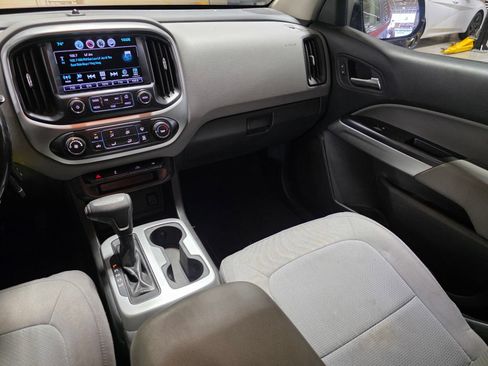 Used 2016 Chevrolet Colorado LT w/ LT Convenience Package AWD/4WD image 10