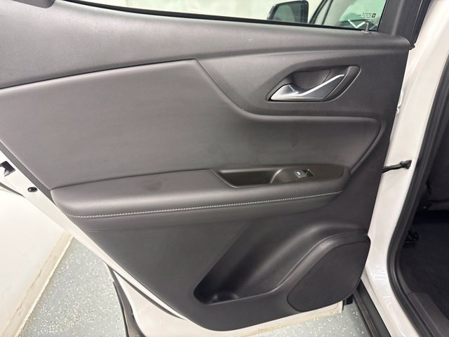 Used 2022 Chevrolet Blazer LT FWD image 17