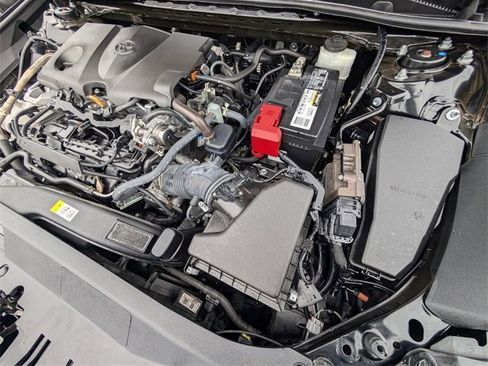 Used 2023 Toyota Camry SE image 20