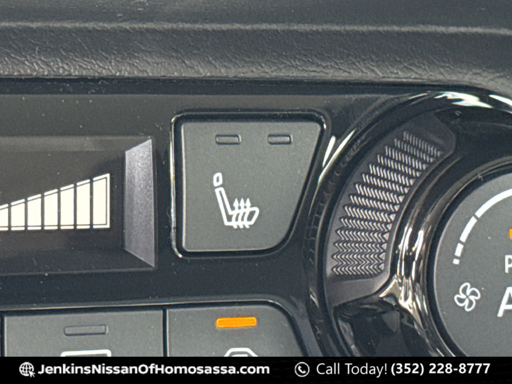New 2026 Nissan Kicks SV w/ Cold Weather Package FWD image 37