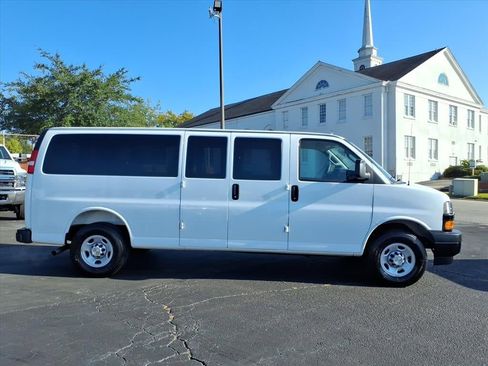 Used 2025 Chevrolet Express 3500 LS image 2