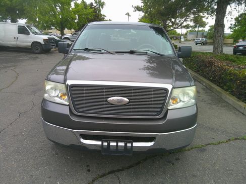 Used 2008 Ford F150 XLT RWD image 2