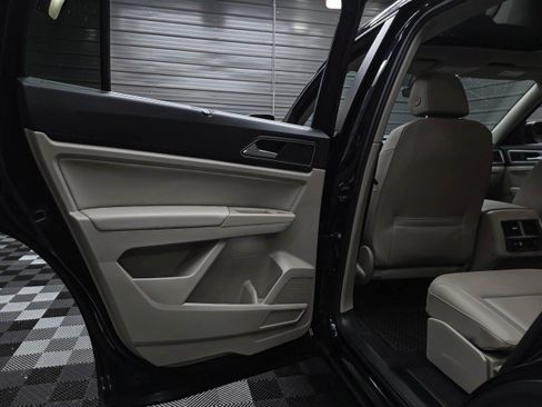 Used 2019 Volkswagen Atlas SE FWD image 35