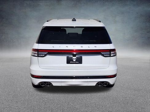 New 2026 Lincoln Aviator Black Label w/ Jet Appearance Package image 6