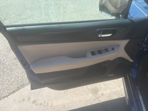 Used 2016 Subaru Legacy 3.6R Limited AWD/4WD image 10