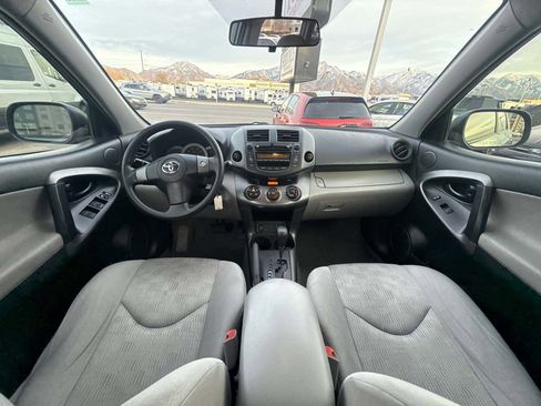 Used 2011 Toyota RAV4 4WD w/ Base L4 Extra Value Pkg image 14