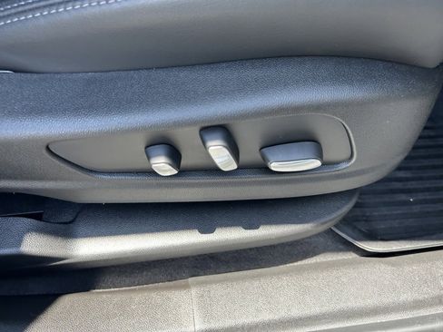 Used 2024 Cadillac XT6 Sport w/ Technology Package image 56