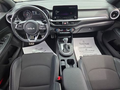 Used 2024 Kia Forte GT-Line w/ GT-Line Premium Package FWD image 9