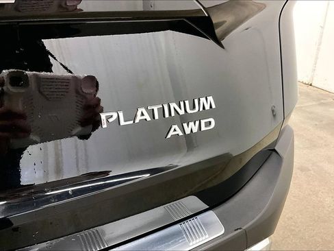 Used 2023 Nissan Rogue Platinum w/ Platinum Premium Package AWD/4WD image 24