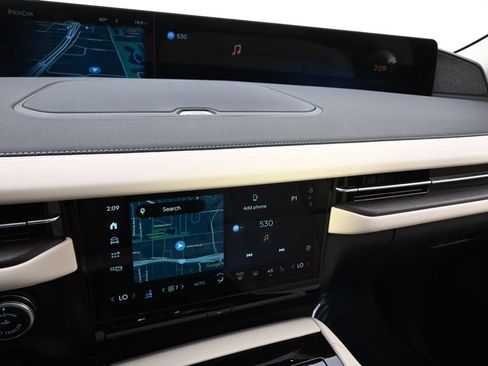 New 2027 Lincoln Navigator Reserve w/ Jet Appearance Package AWD/4WD image 26