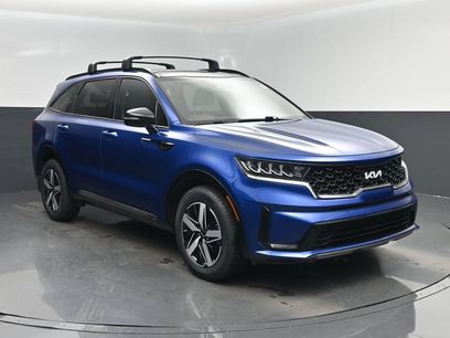 Used 2023 Kia Sorento S w/ Panoramic Sunroof Package