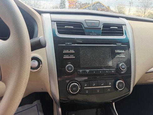 Used 2015 Nissan Altima 2.5 S w/ Power Driver Seat Package image 15