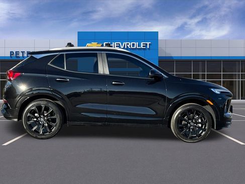 Used 2024 Buick Encore GX Sport Touring w/ Experience Buick Package image 3